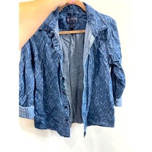 Fun patterned denim button down!